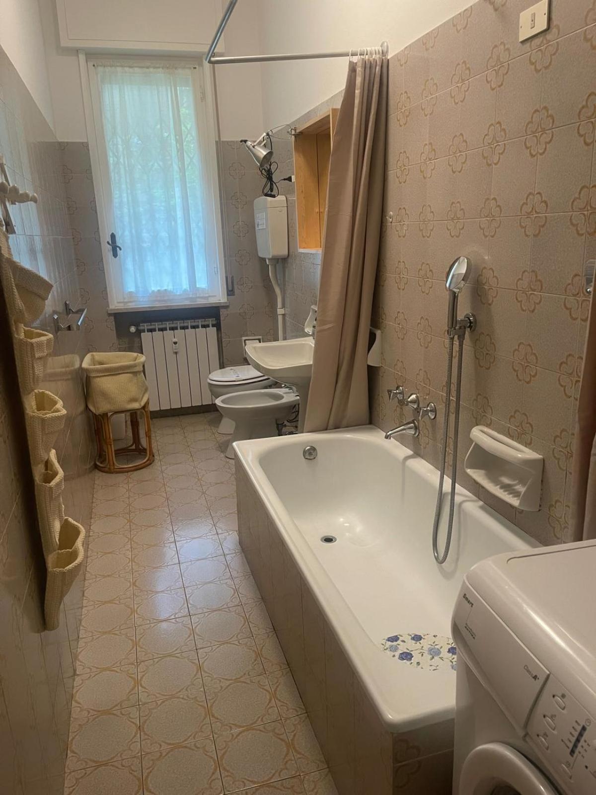Ortensia, With Parking Appartement *